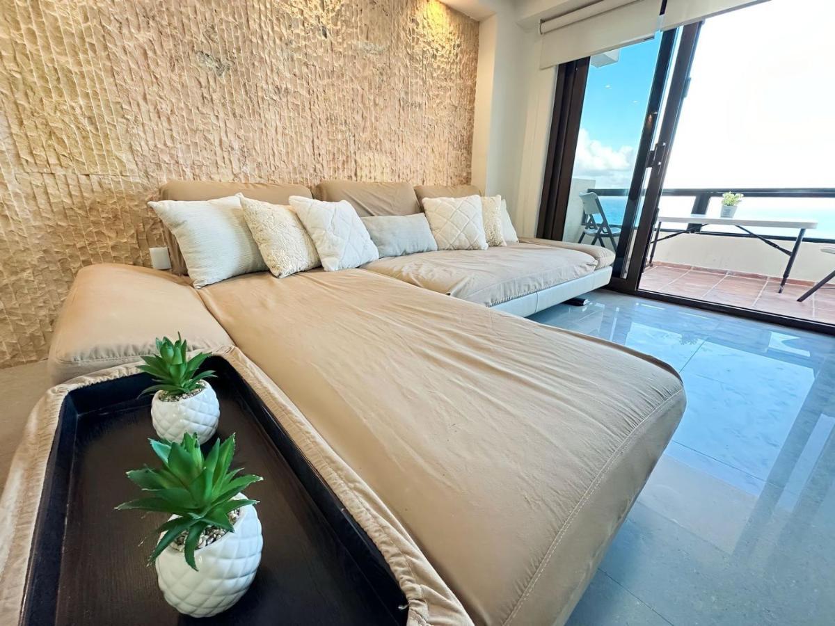Amazing Beachfront Apartment *