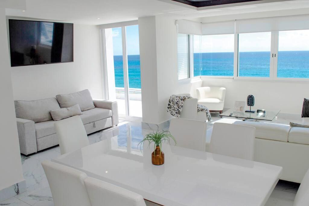 Apartment Luxury Ocean Front Apartment, 2 Bedroom Beach, Gym, *