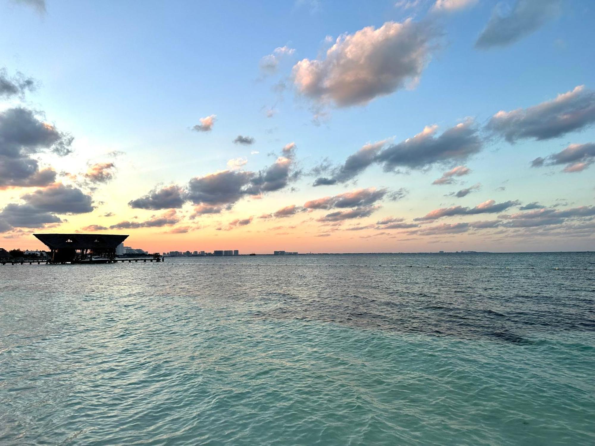 Villa Albatros Oceanfront Luxury Hotelzone