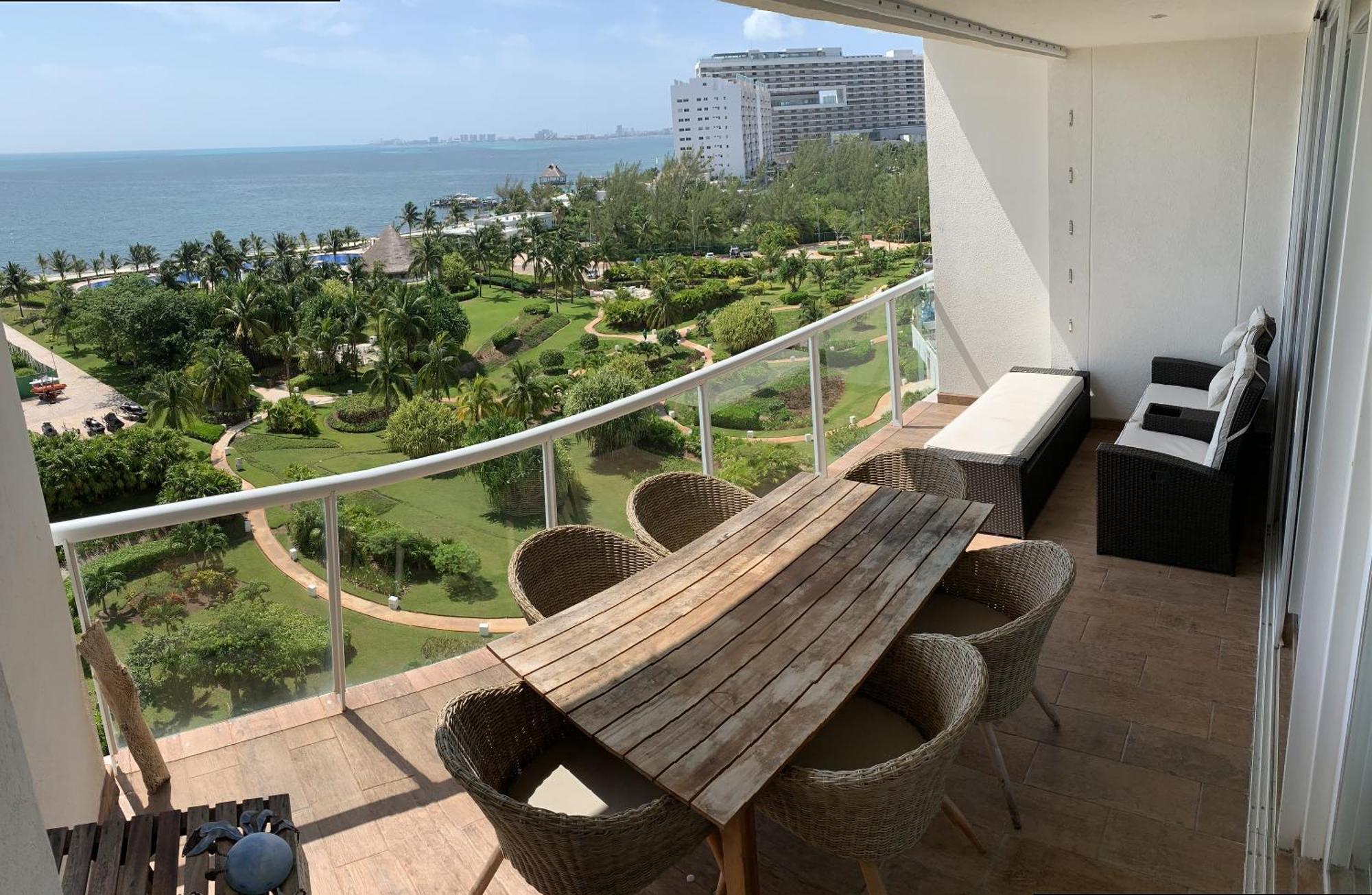 Apartment Well Equipped With Splendid Sea View
