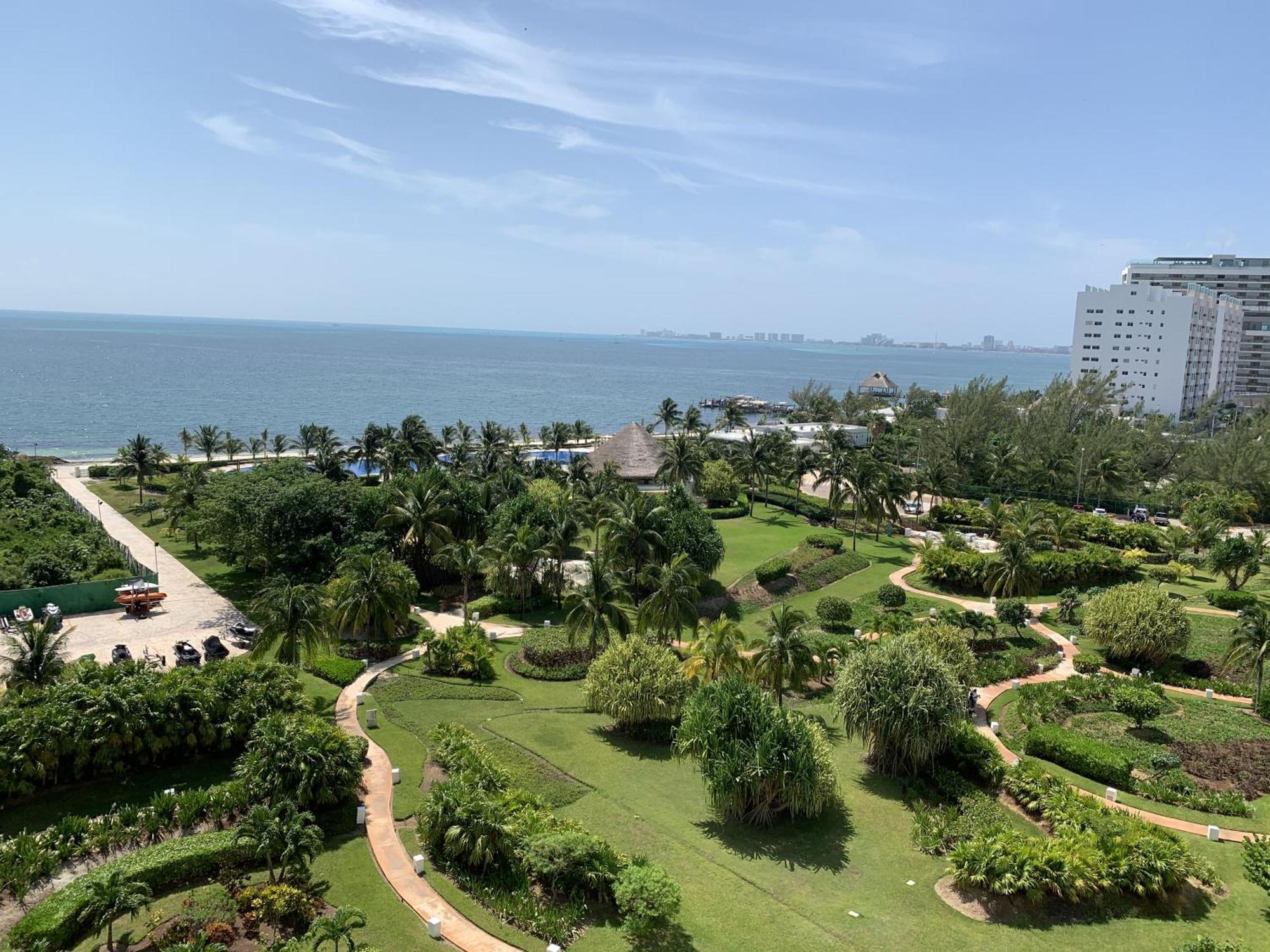 Well Equipped With Splendid Sea View Apartment