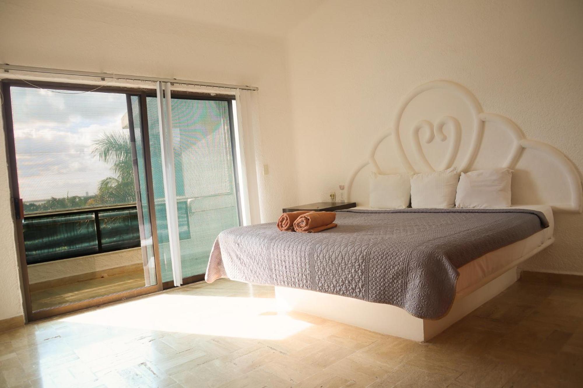 Apartment Spacious Penthouse 3 Bedrooms, Private Rooftop Zh - Gre5401 - *