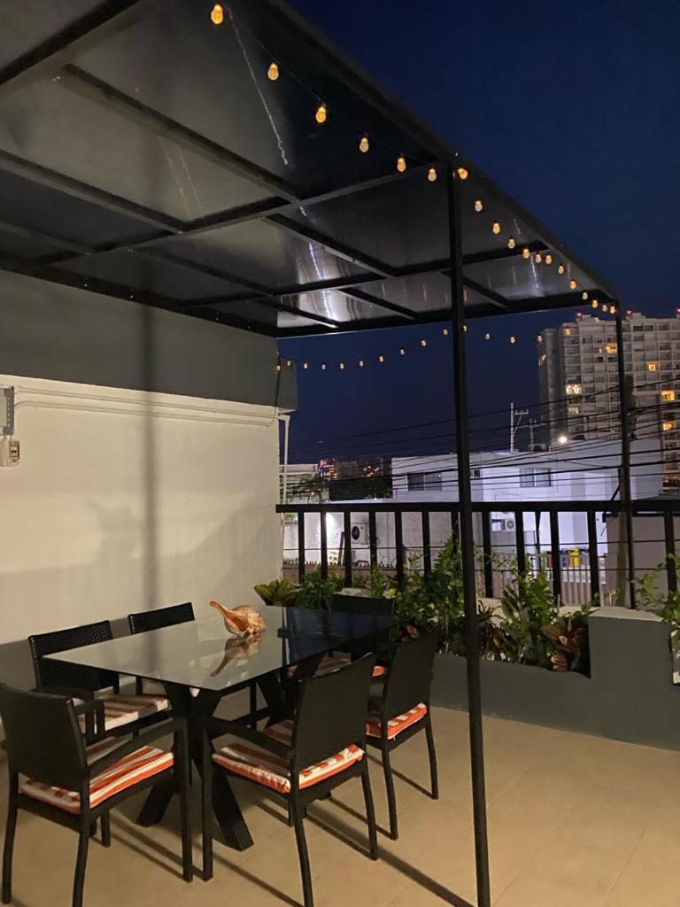 Con Amplia Terraza Apartment *