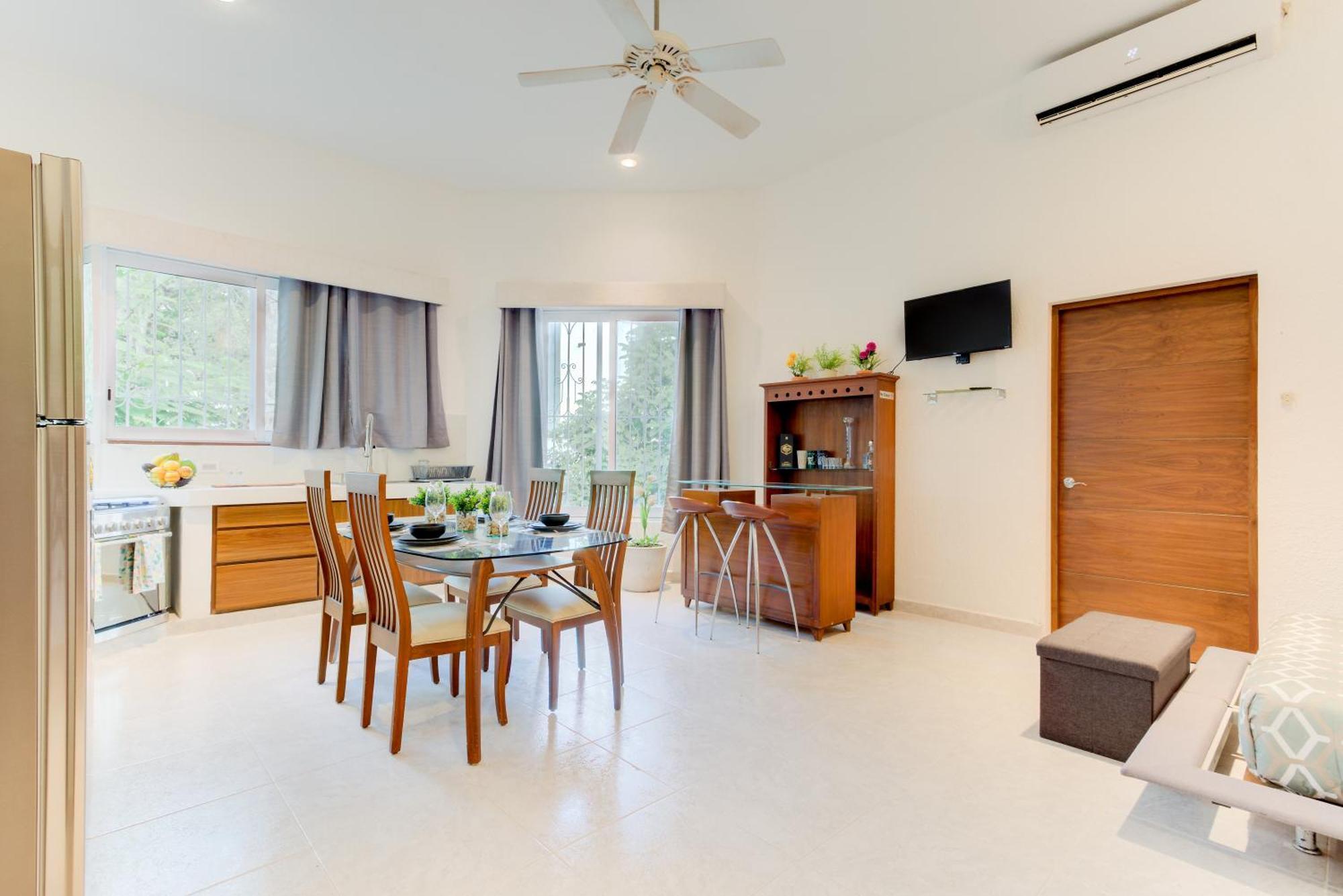 Apartment Beautiful Loft W/ Great Location In Cancun's Heart *