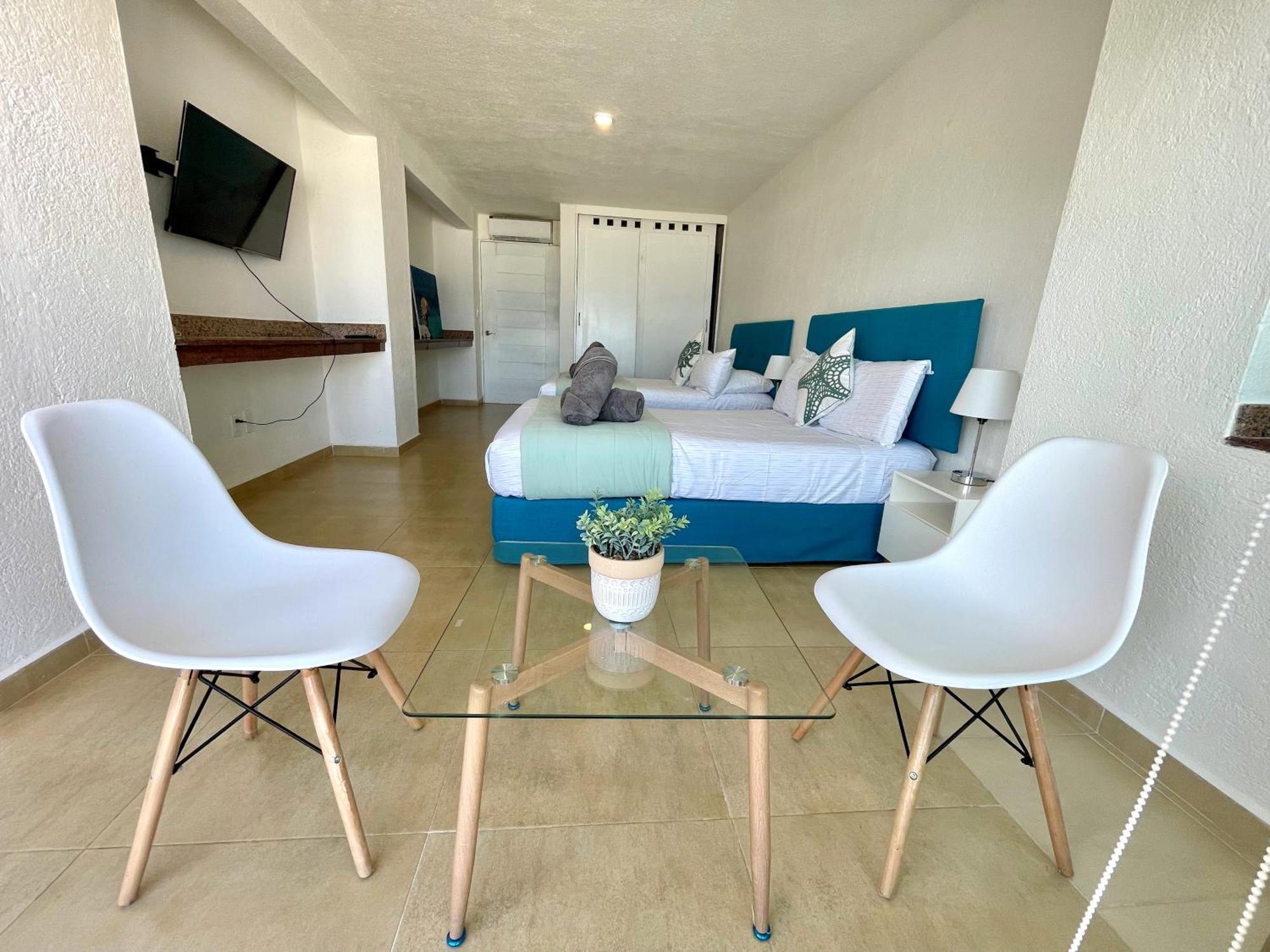 Holiday home Beachfront With Pool & Stunning Views