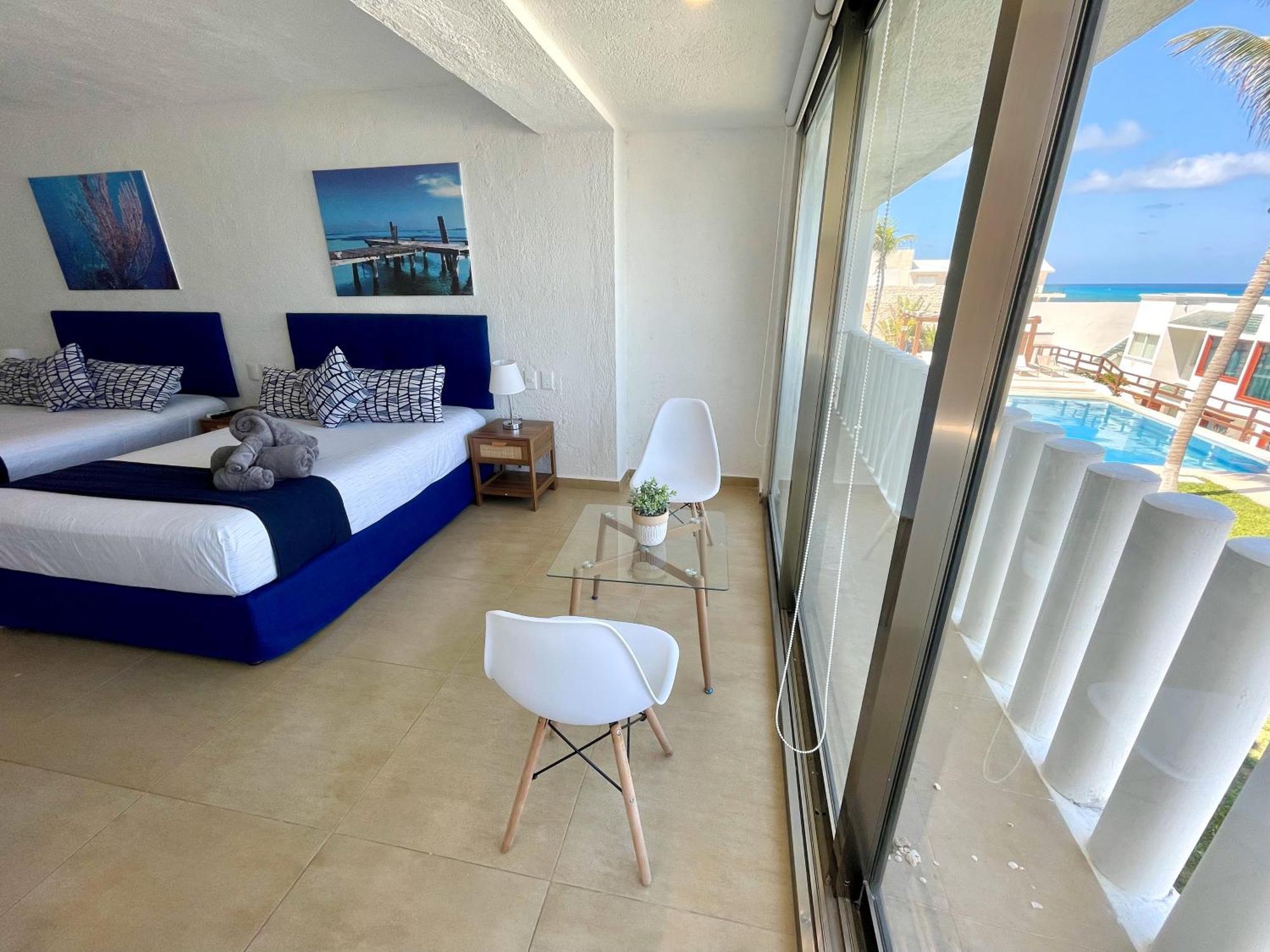 Holiday home Beachfront With Pool & Stunning Views