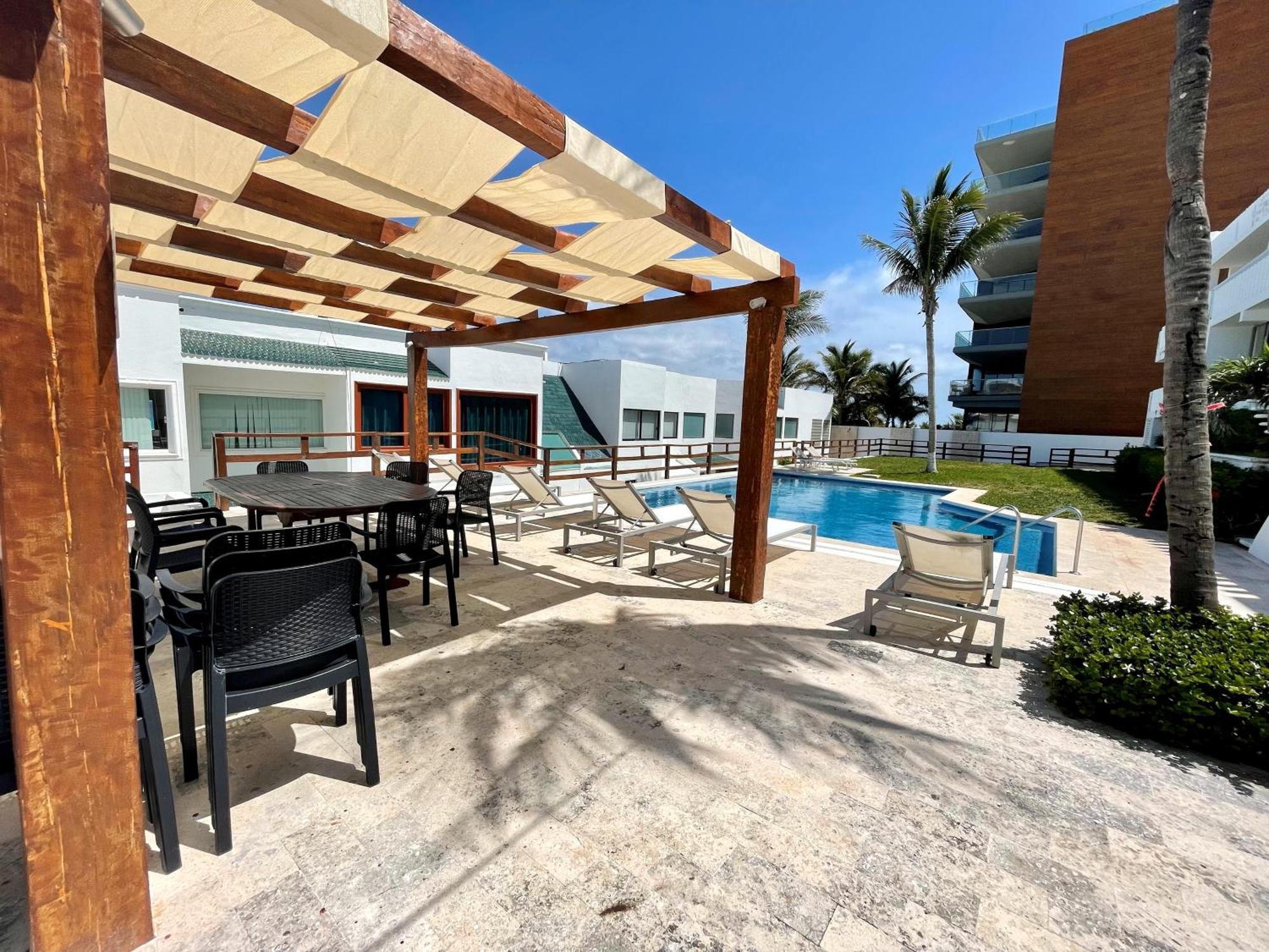 Holiday home Beachfront With Pool & Stunning Views