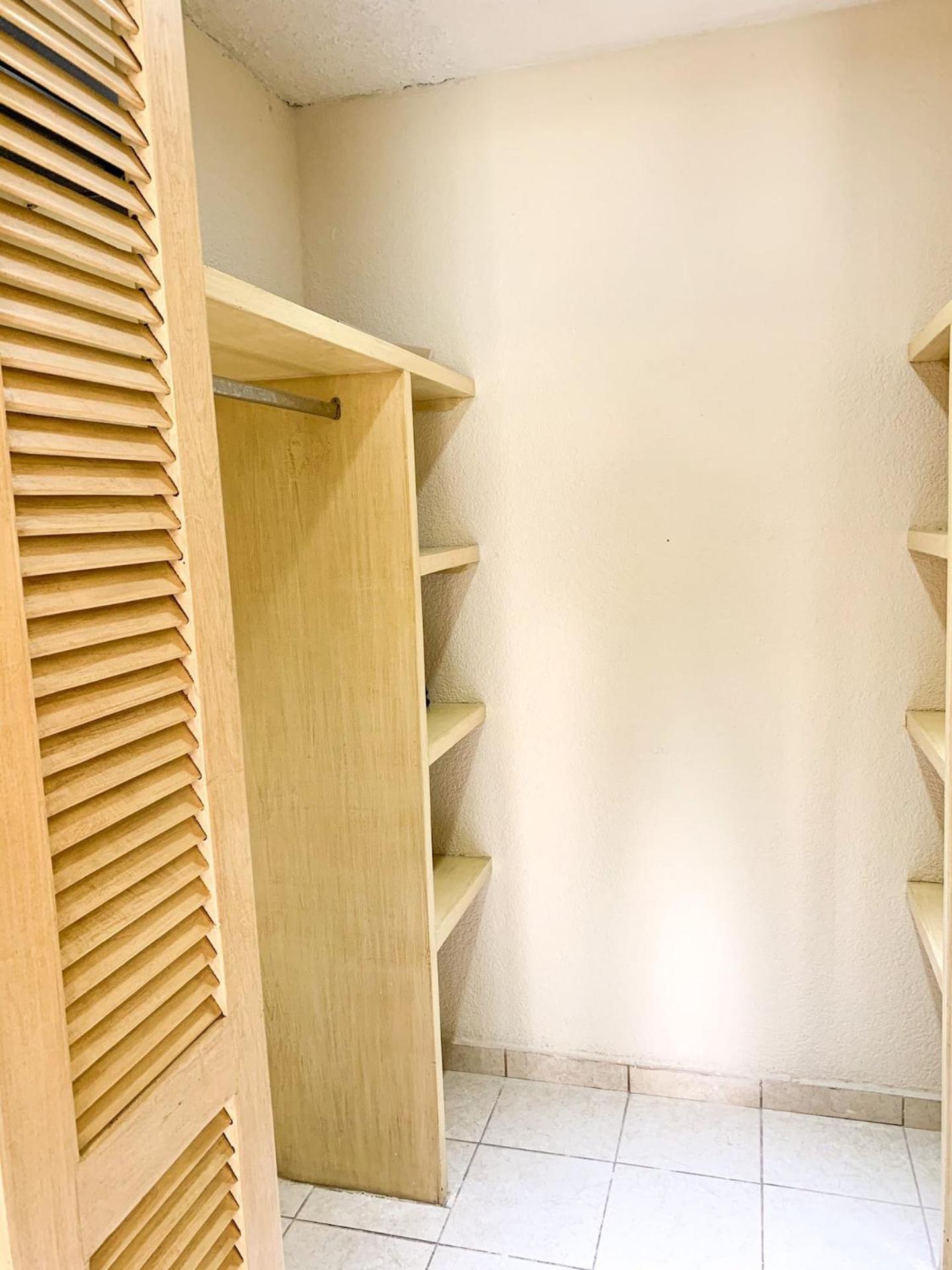 3br Beautiful Vintage With Great Location! Apartment *