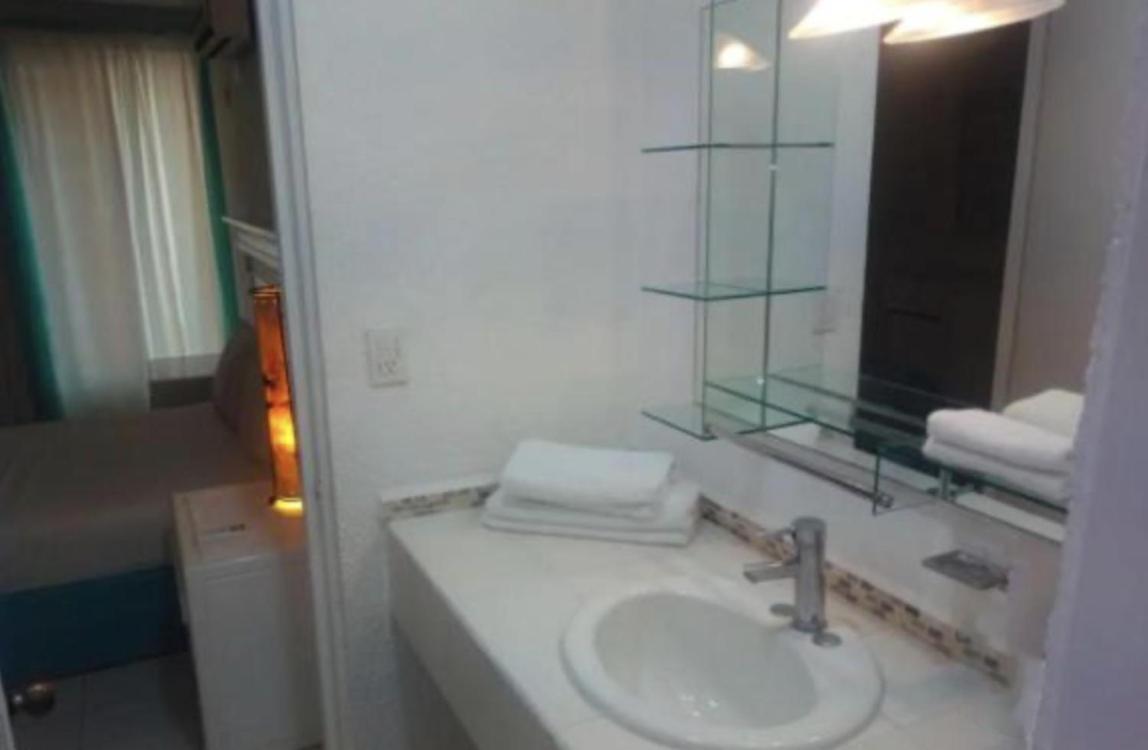 Turquesa, Amplia, Excelente Ubicación. Apartamento Cancún