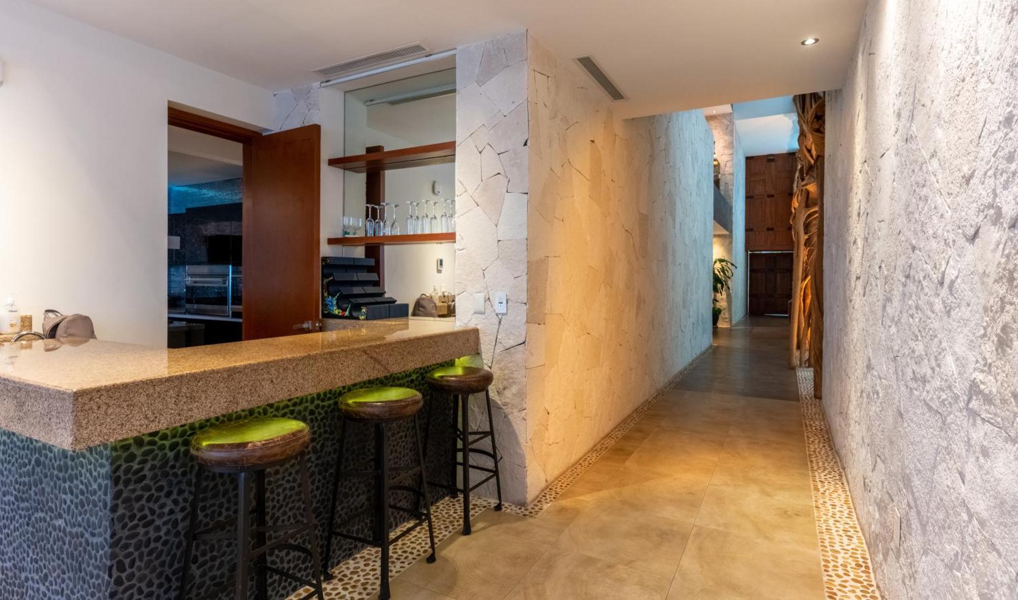 Villa 6br Beachfront Private Luxury By Solmar *