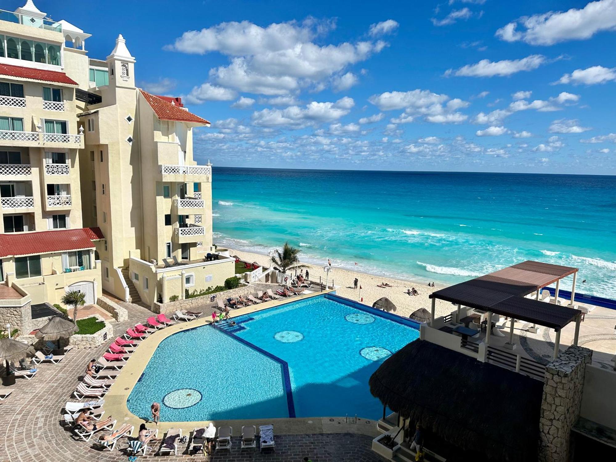 Aparthotel Plaza - 2*