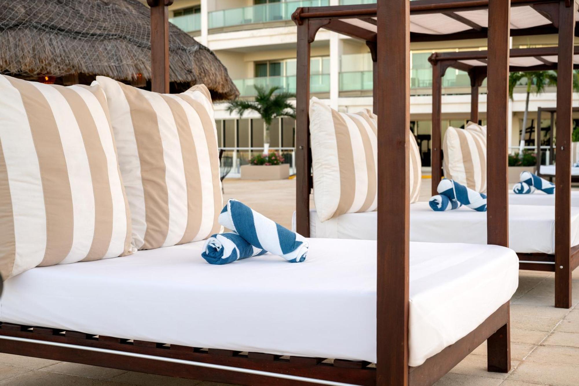 Seadust Family 5* Cancun