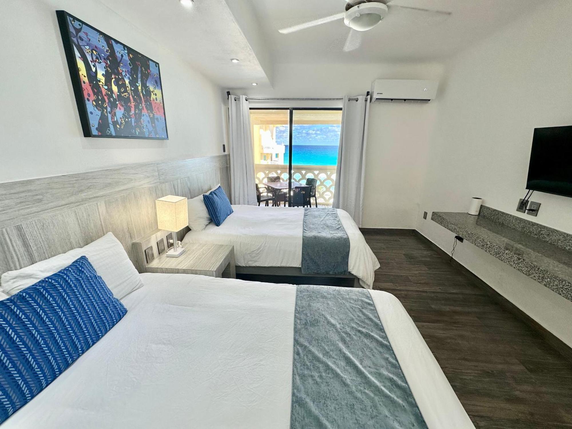 Aparthotel Plaza -