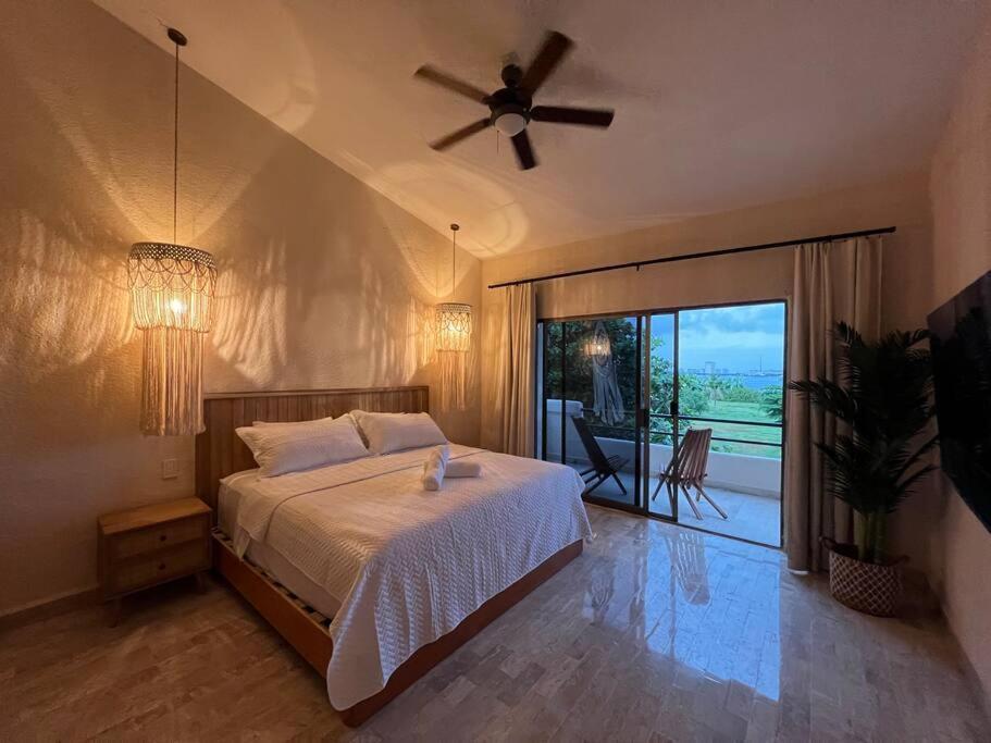 Exclusive With Private Rooftop & Amazing Views * Cancun