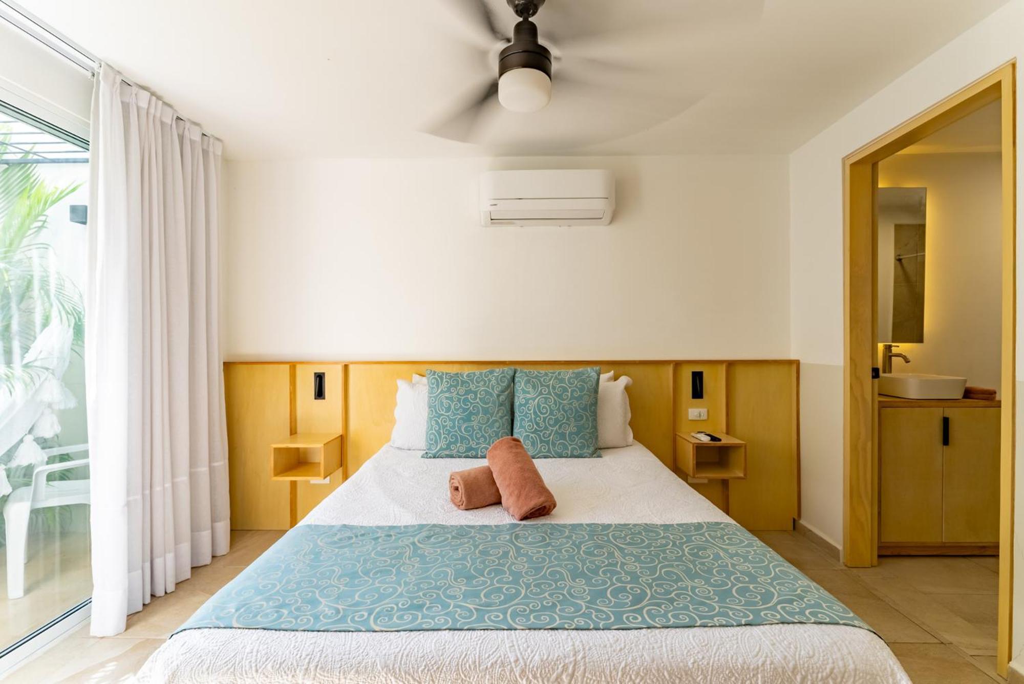 Bed Away * Cancun
