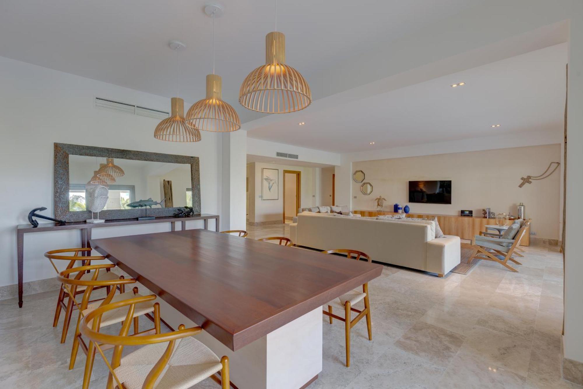 Beach Front Marina & Golf Luxe Playa Mujeres Apartment *