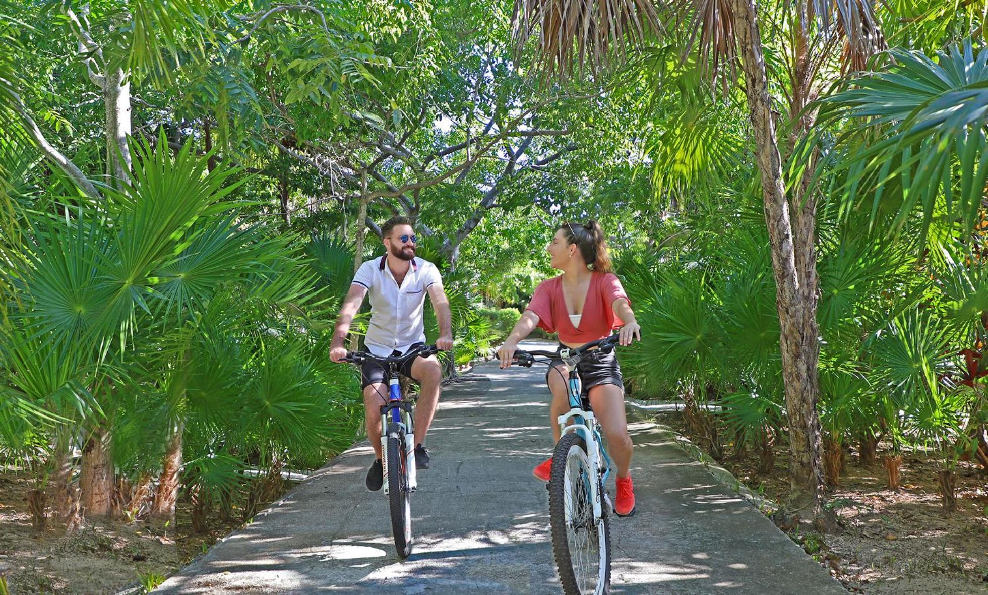 Apartment Beach Front Marina & Golf Luxe Playa Mujeres *