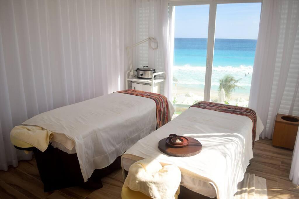 Luxury Ocean Front Apartment, 2 Bedroom Beach, Gym, Apartment *