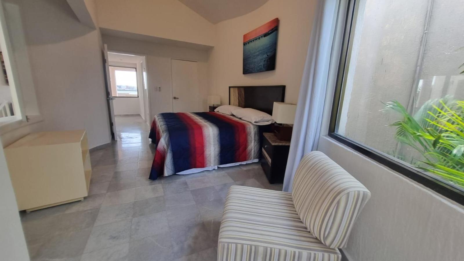 La Marina Villa