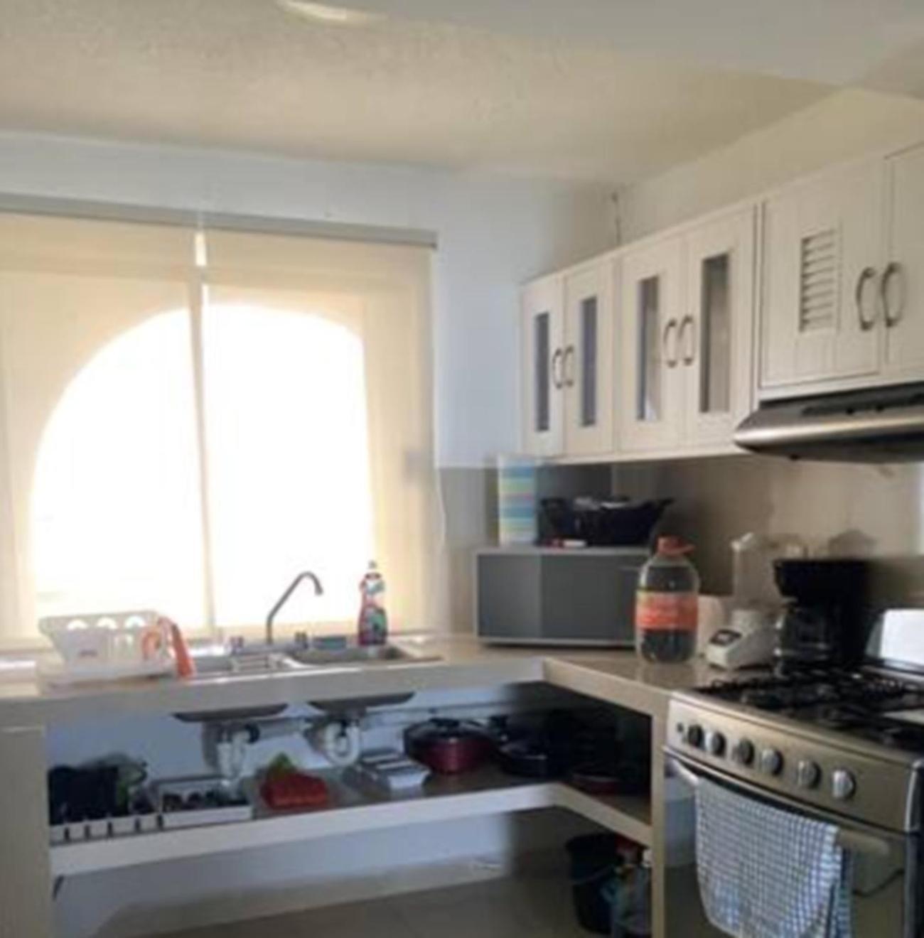 Oceanfront White For Families *