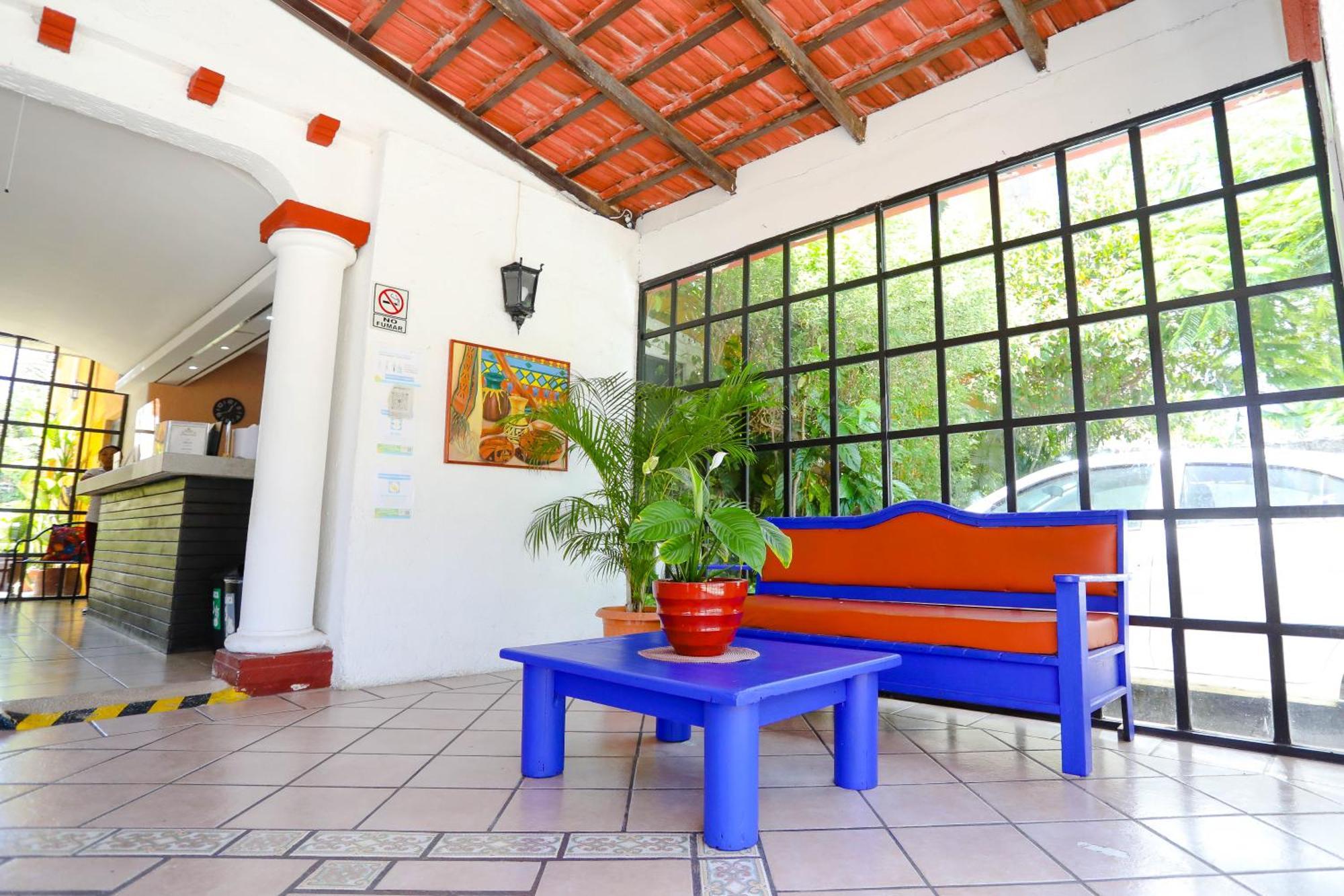 Hotel Hacienda 3*