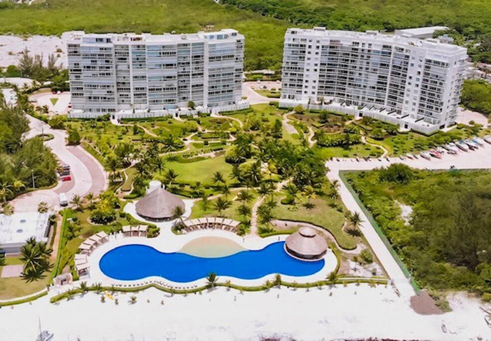 Blue Dream Beachfront 2 Bdr By Casa Paraiso Cancun