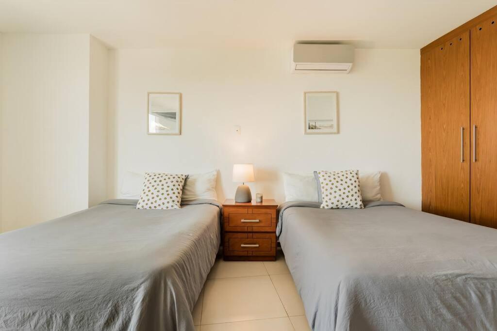 Blue Dream Beachfront 2 Bdr By Casa Paraiso Cancun