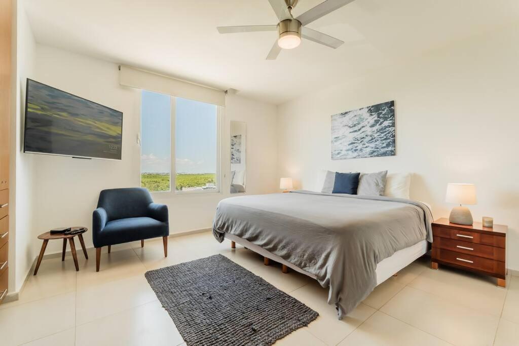 Blue Dream Beachfront 2 Bdr By Casa Paraiso Apartment