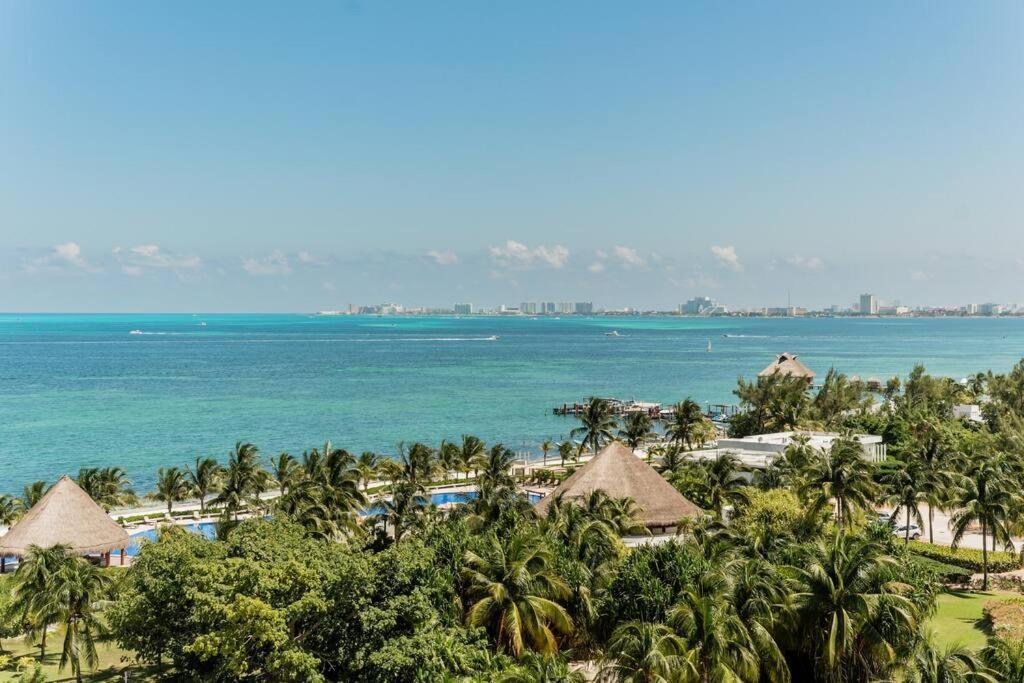 Apartment Blue Dream Beachfront 2 Bdr By Casa Paraiso Cancun