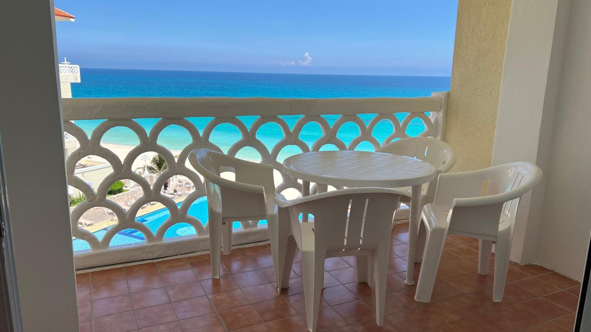 Ova Cancun