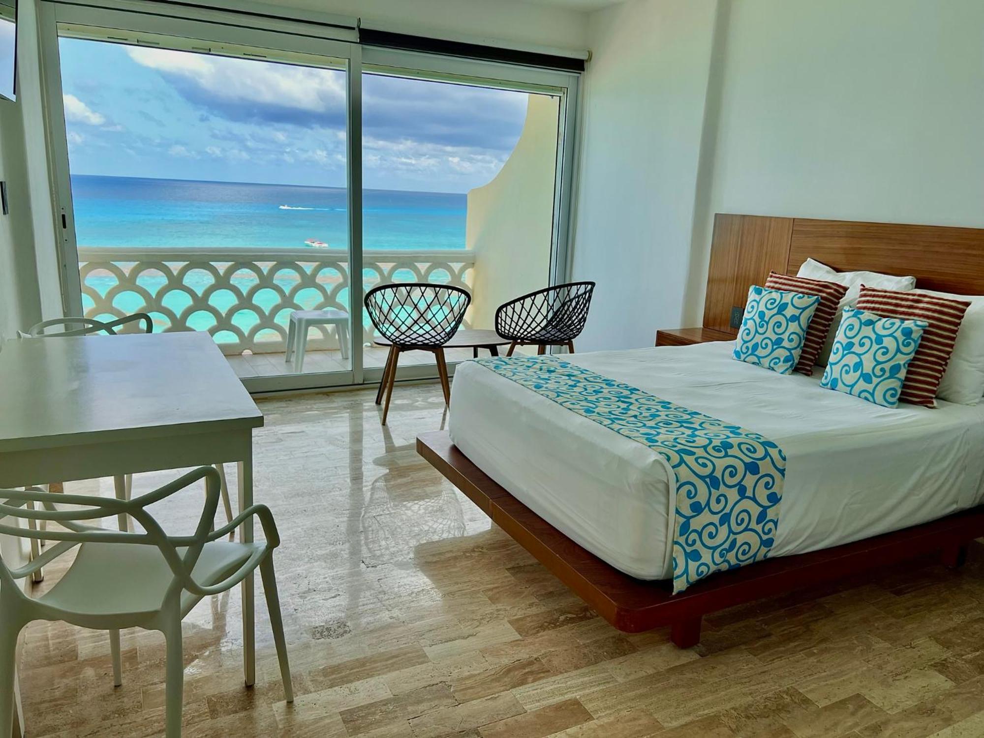 Ova Cancun