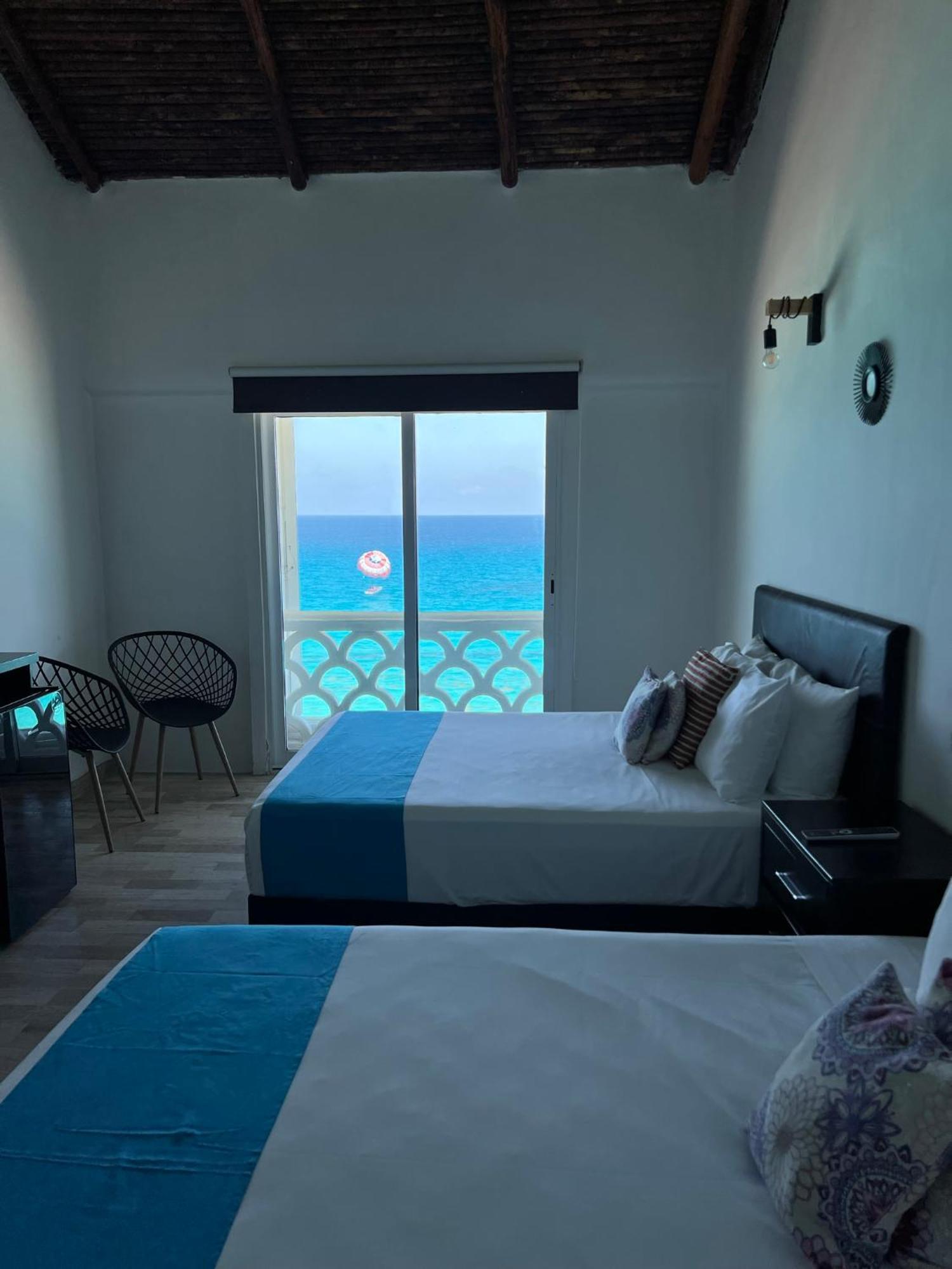 Seashore Apartment Cancun