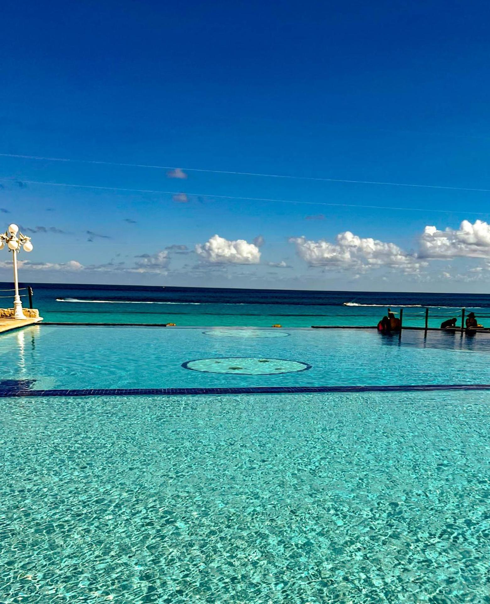 Seashore Cancun