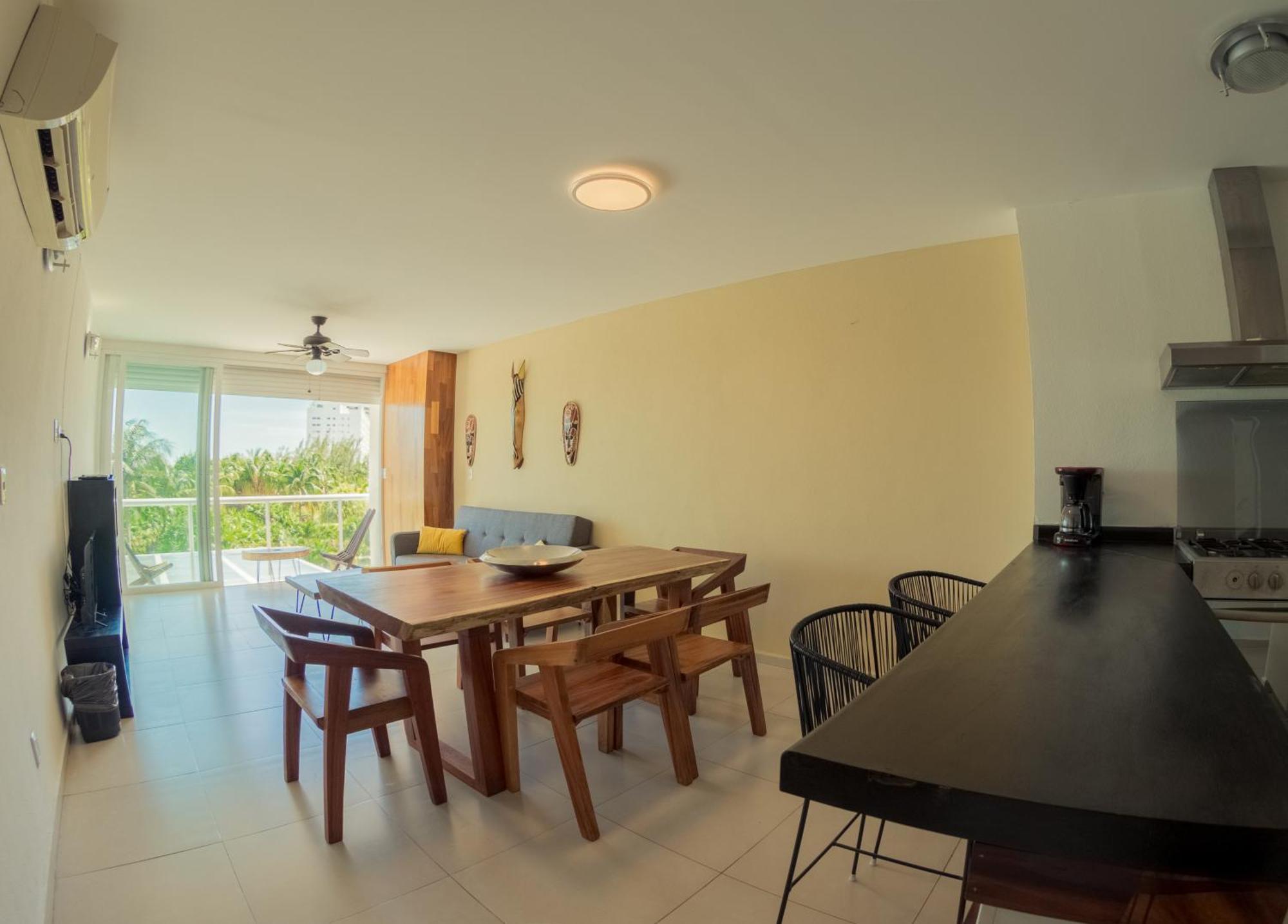 Apartment New Beachfront Luxury