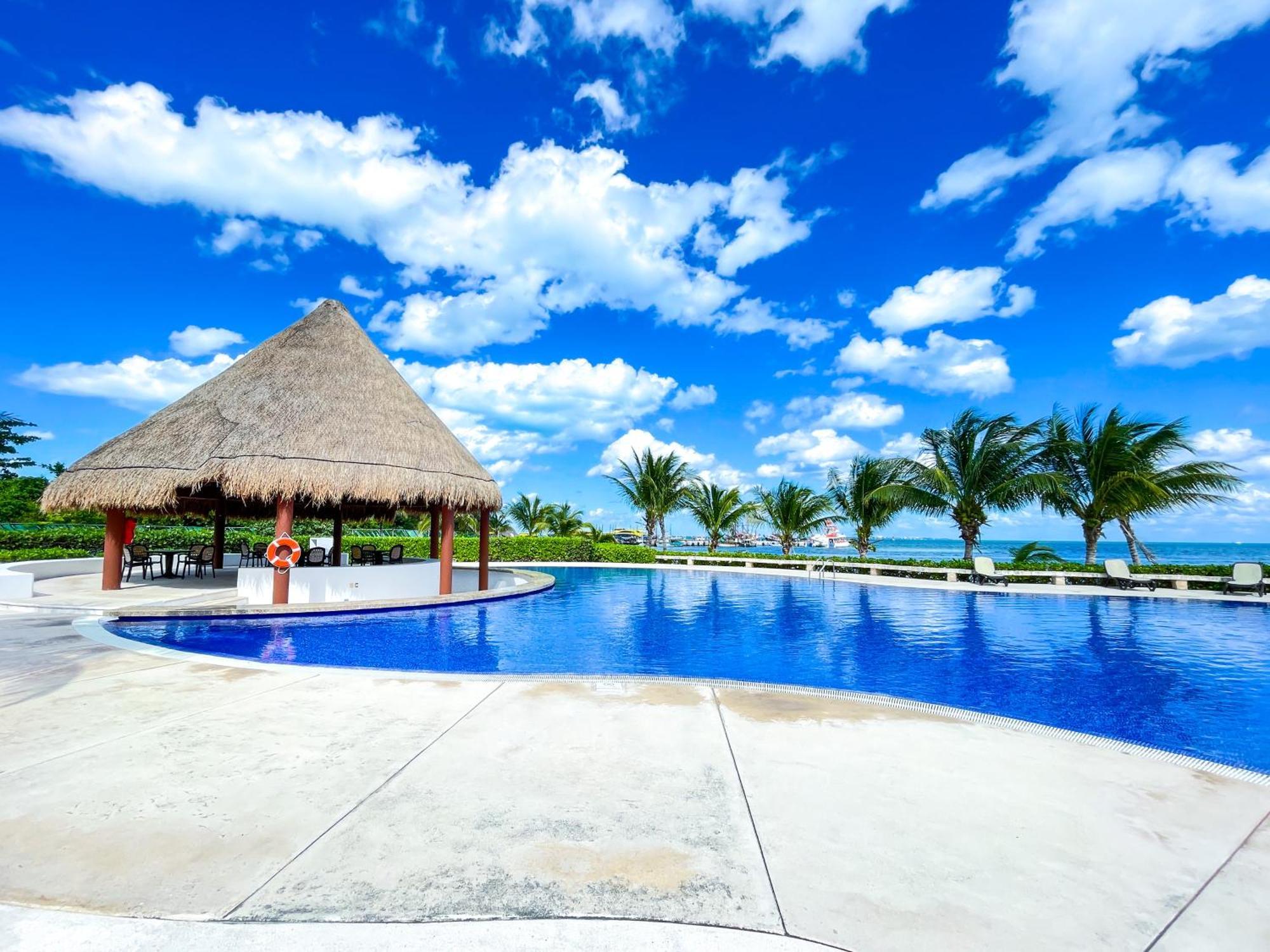 Apartment New Beachfront Luxury Cancun