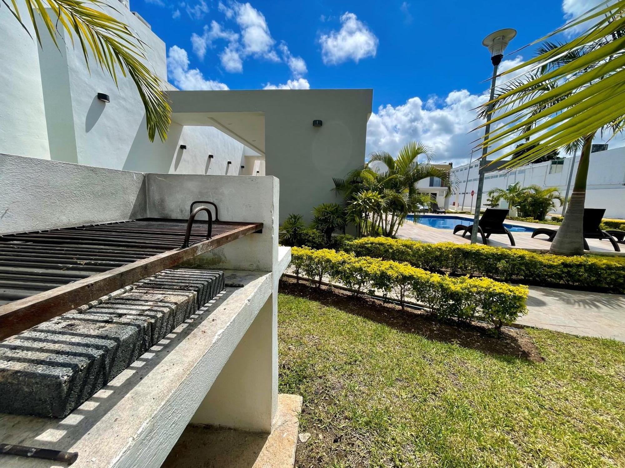 3br Modern House With Pool & Bbq - Great Location! *
