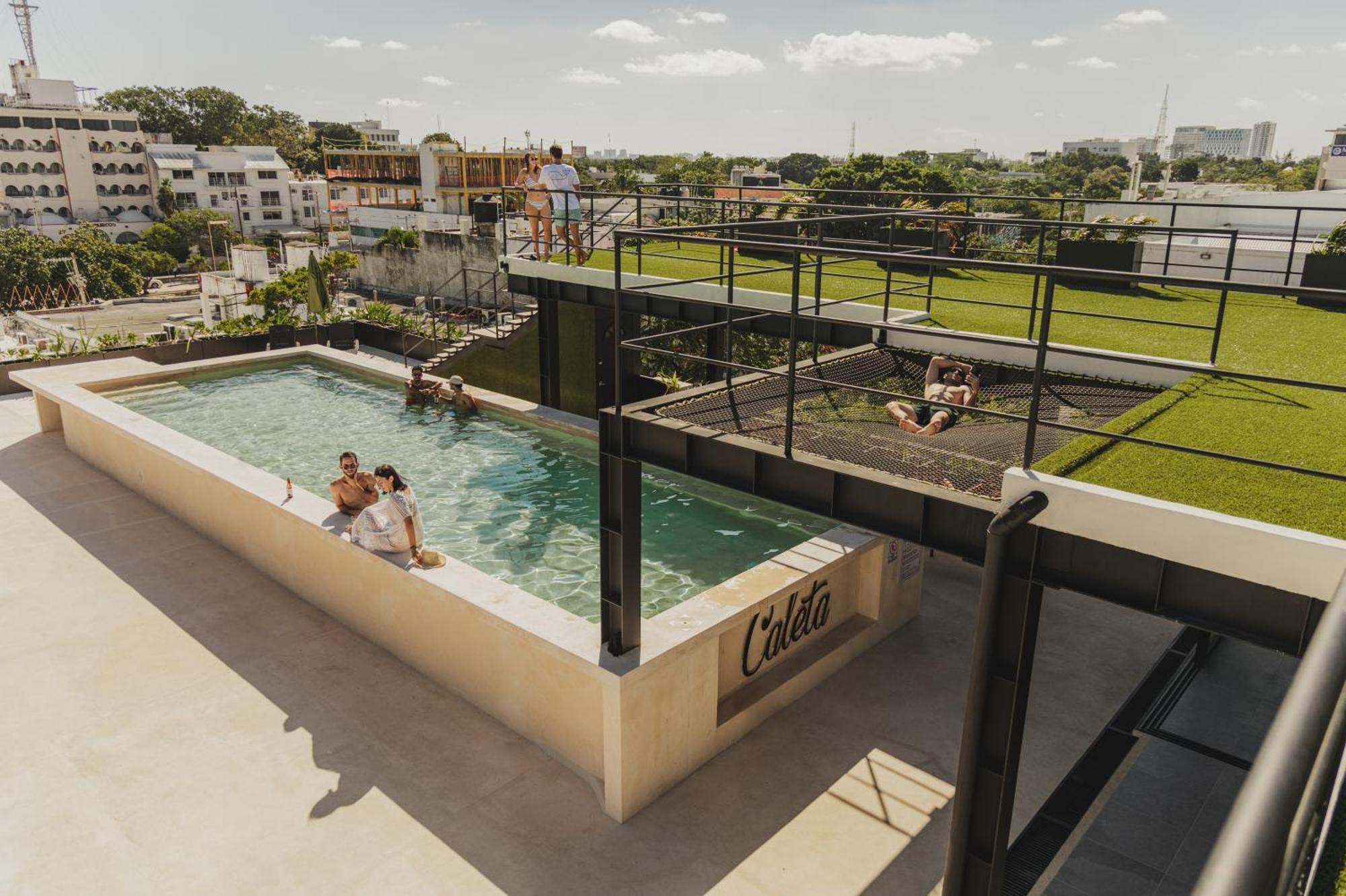 Caleta Rooftop & Pool