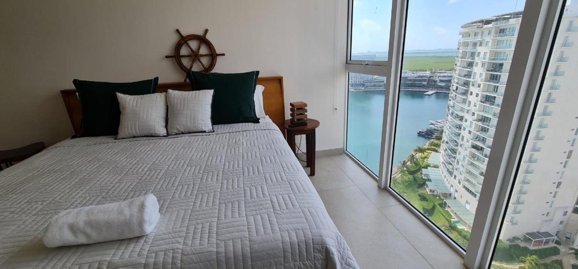 Marea Puerto Cancun, Brand New Condo, Amazing View