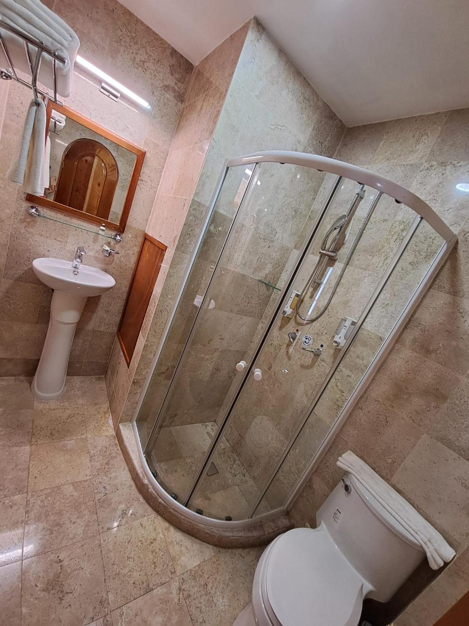 Suites Hotel