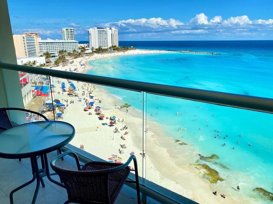 Oceanfront Studio/amazing Views Cancun