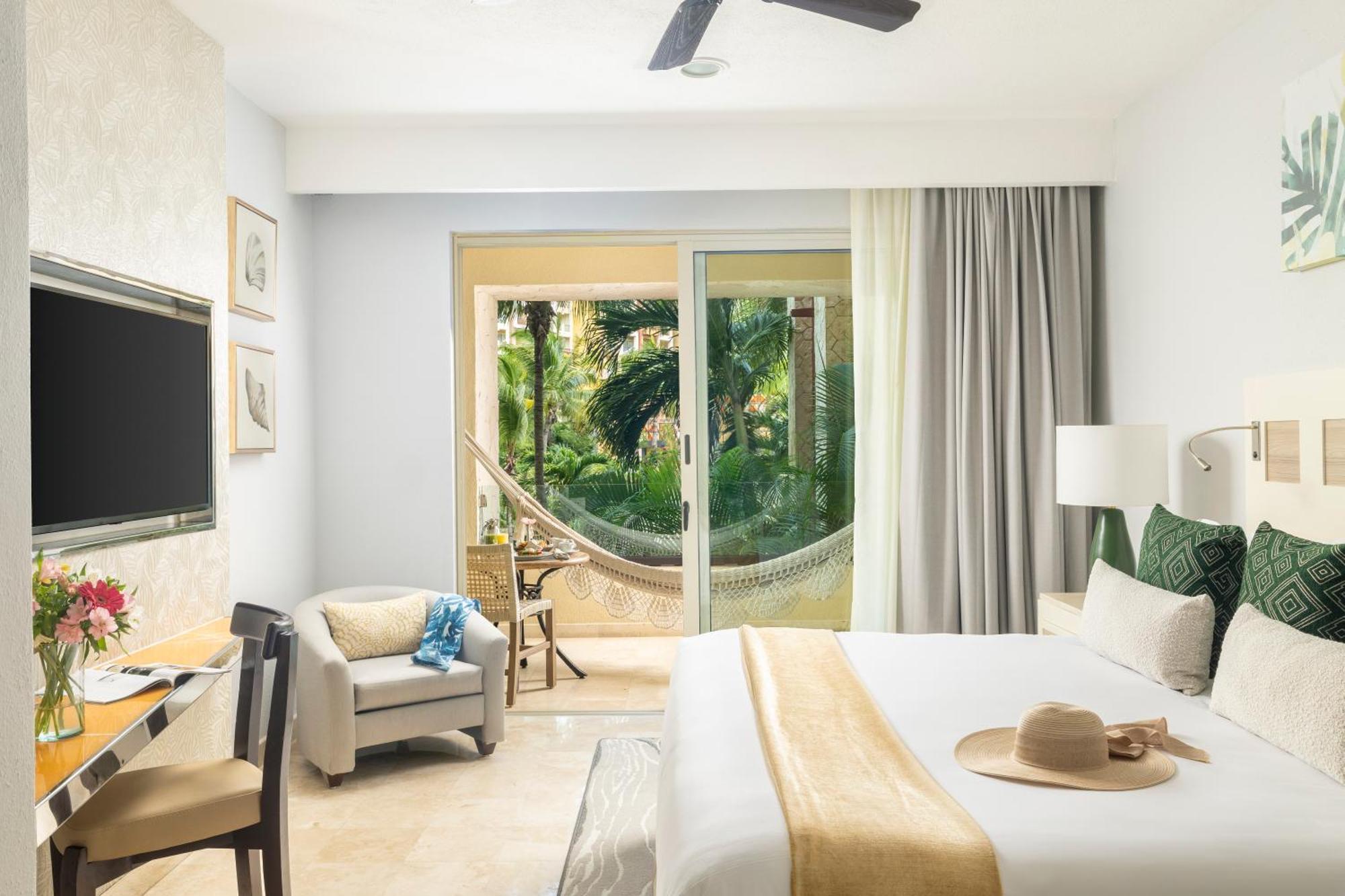 Del Palmar Luxury & Resort