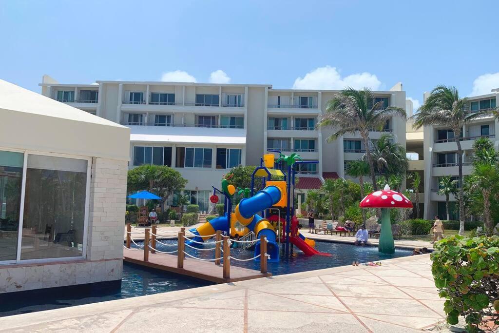 Apartment Seaside Escape In Cancun