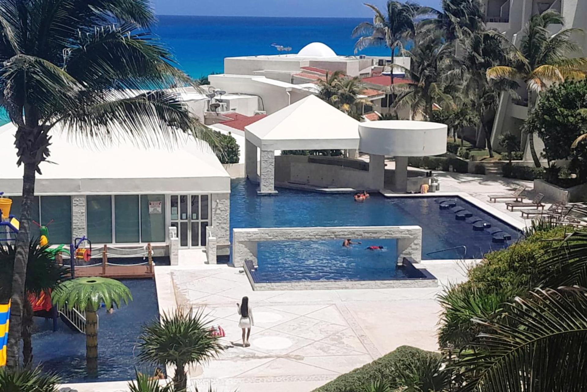 Beach, Fun & Relax At The Zone In Apartment Cancun