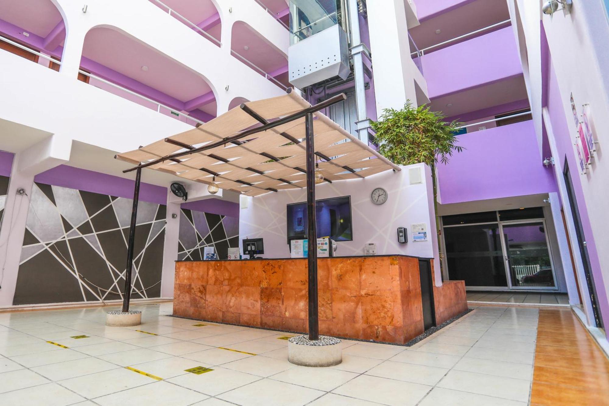 Kavia Hotel