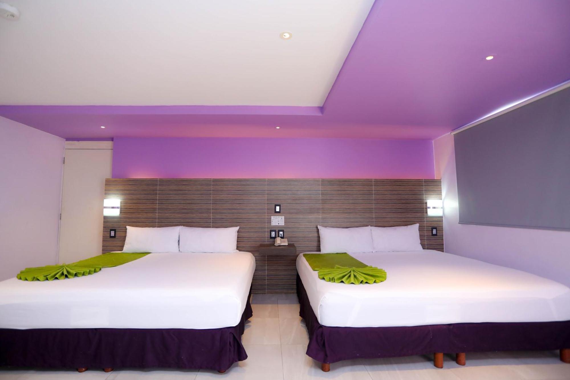 Kavia Hotel