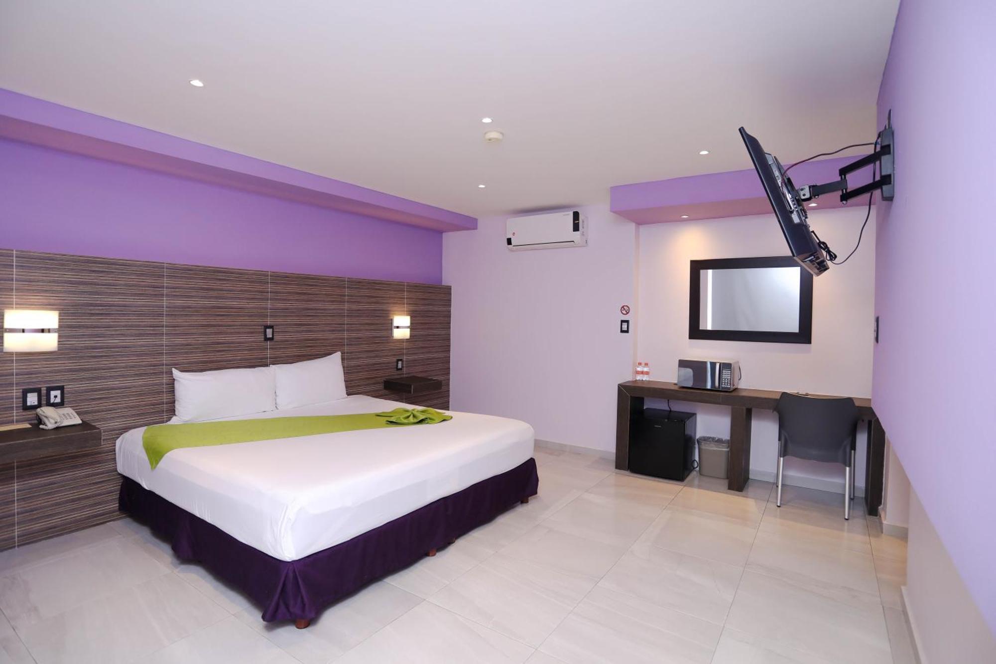 Kavia Hotel 4*