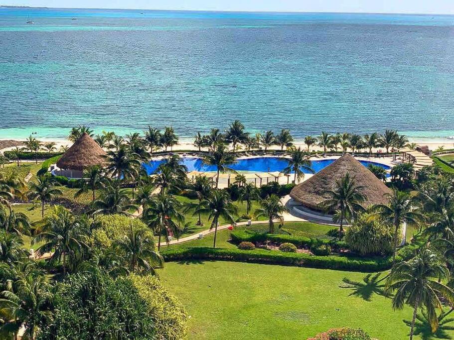 Apartment Beachfront Luxury Facilities Amazing Location Cancun