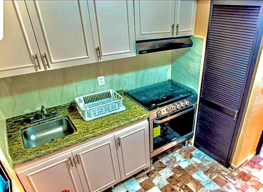 Deluxe 2 Bedroom Apartment