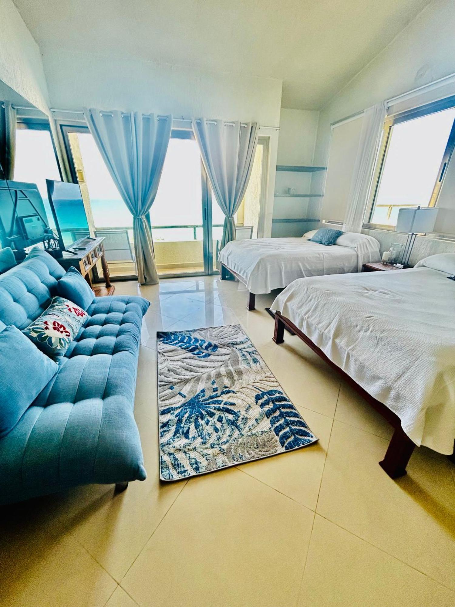 Solymar Corner Penthouse * Cancun