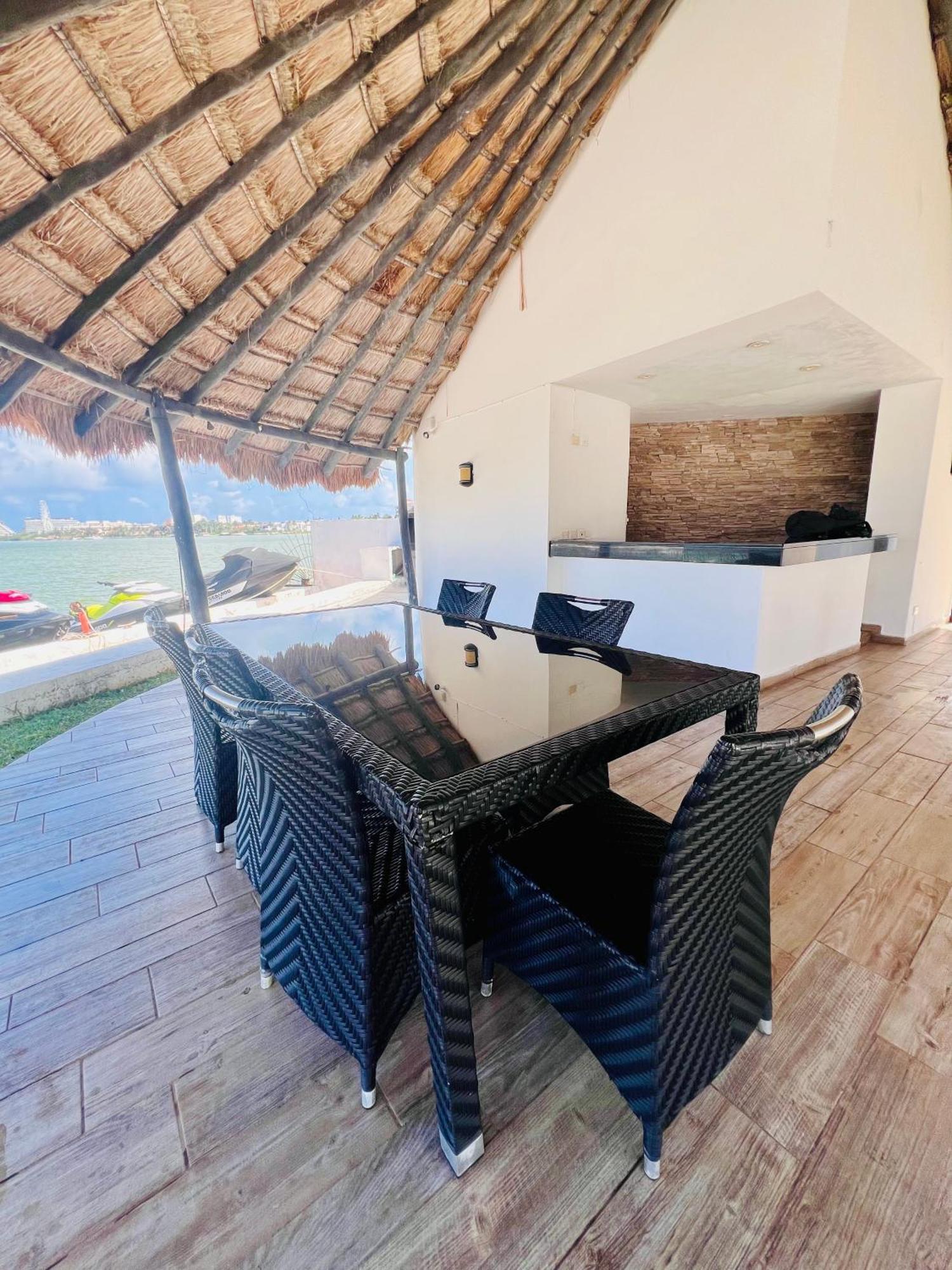 Paraiso Apartment *